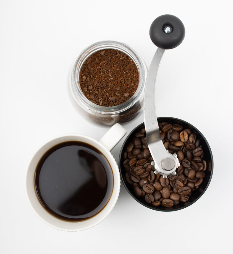 How to Use a Manual Coffee Grinder